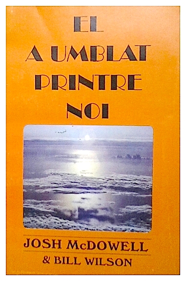 El a umblat printre noi