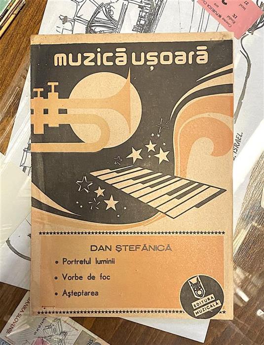 Muzica usoara. Dan Stefanica, Editura Muzicala