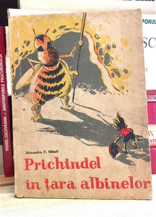 Prichindel in tara albinelor