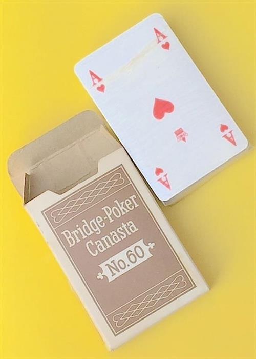 Vechi carti de joc Bridge - Poker - Canasta, anii '70, Made in GDR/DDR